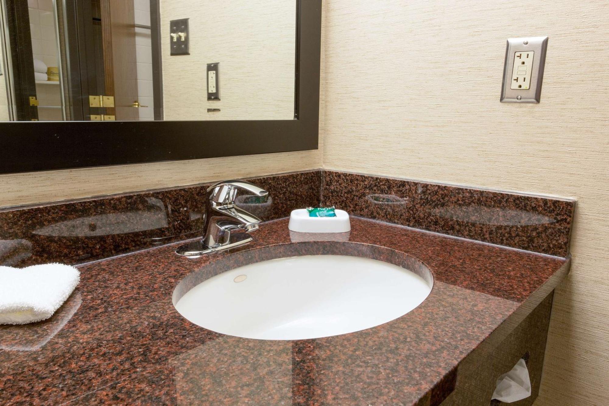 Drury Inn & Suites Μακάλεν Εξωτερικό φωτογραφία